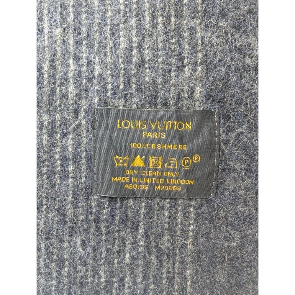 Louis Vuitton LV Logo Genuine Vintage Scarf 100% Cashmere Made in UK. - Picture 3 of 7
